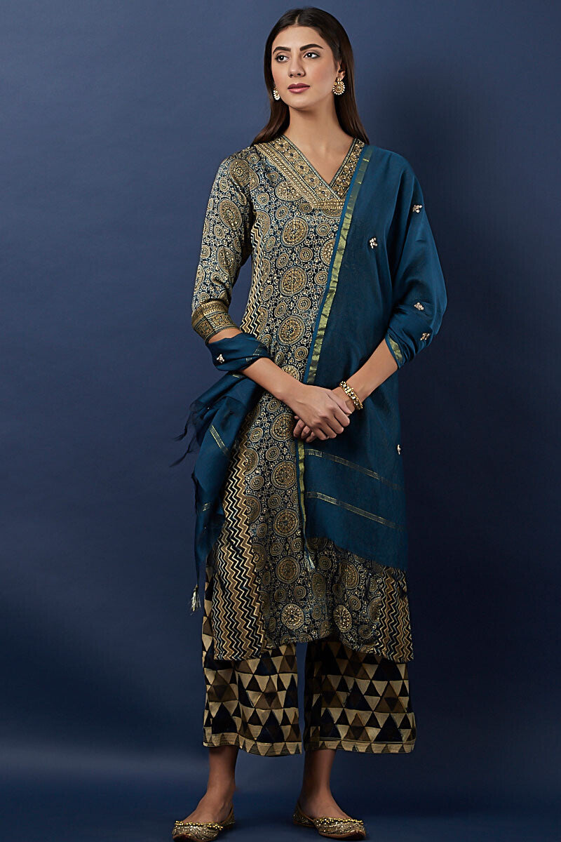 Ajrak silk
