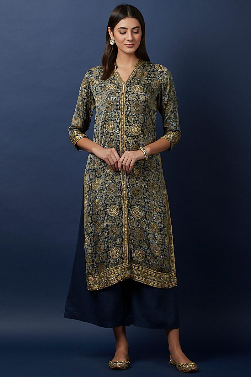 Ajrak silk