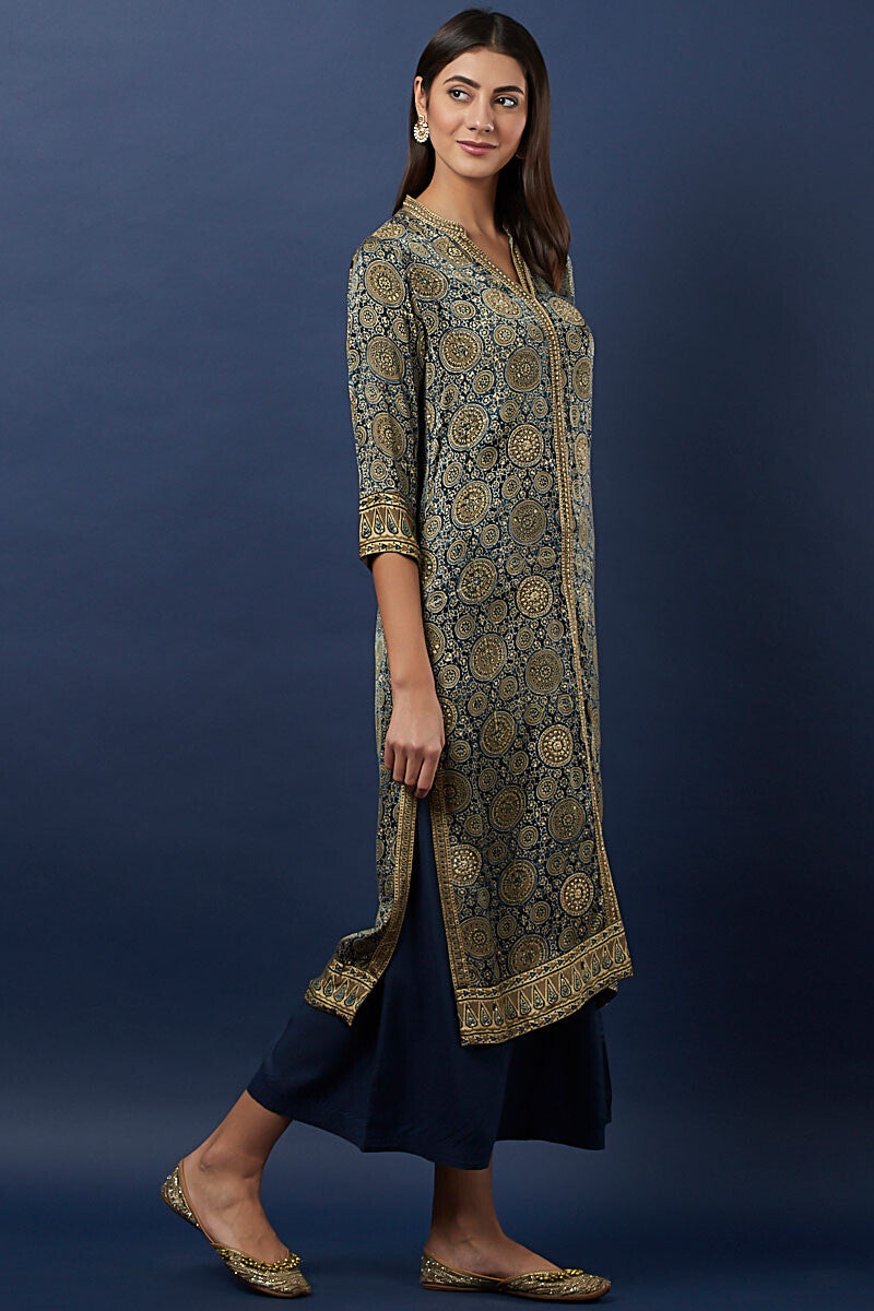 Ajrak silk