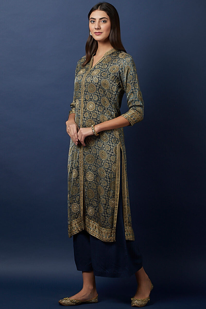 Ajrak silk