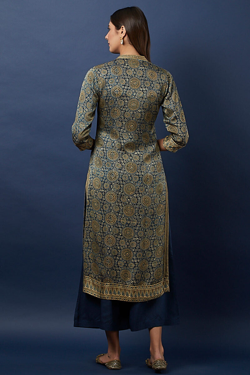 Ajrak silk