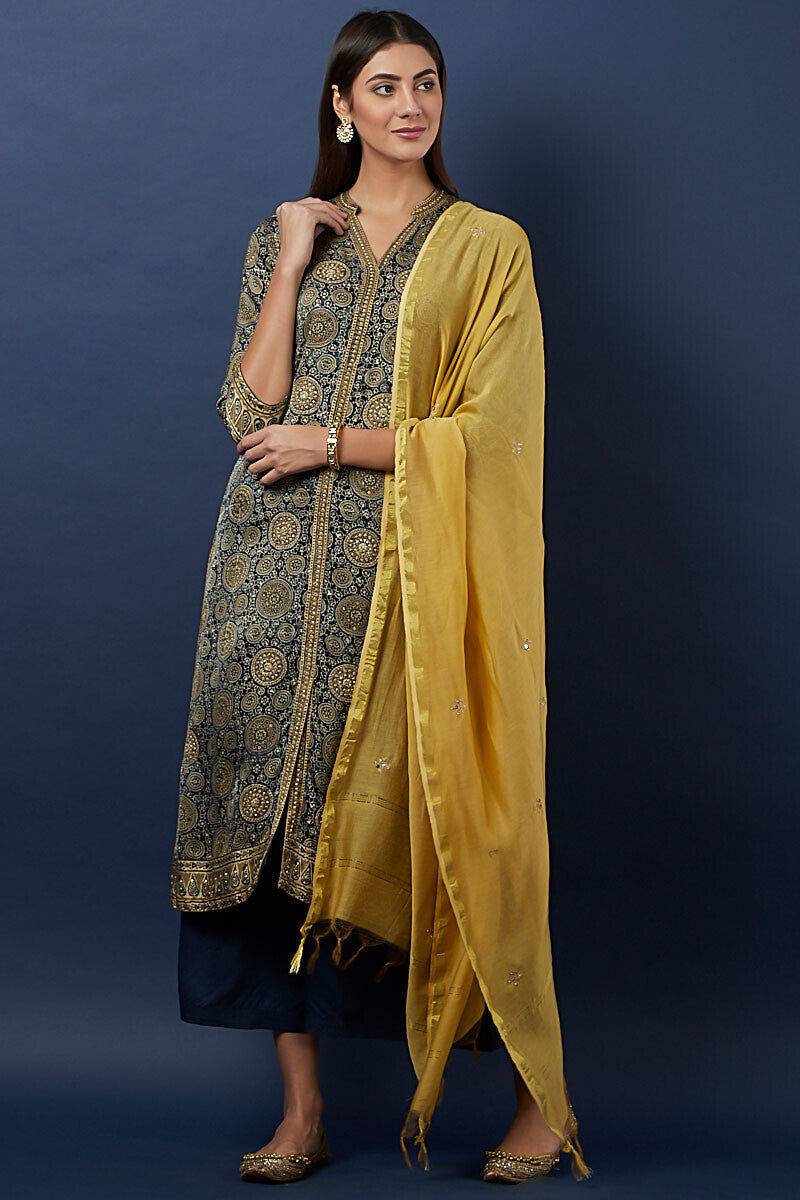 Ajrak silk