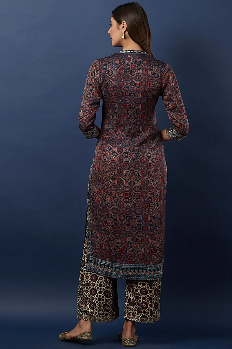 Ajrak silk
