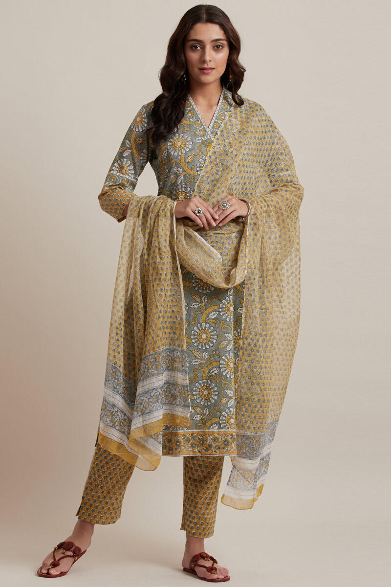 Nausheen Zabia Dupatta