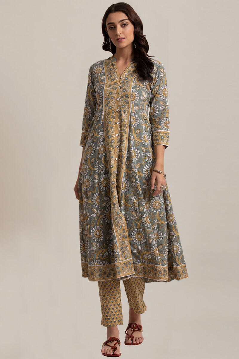 Nausheen Zabia Kurta
