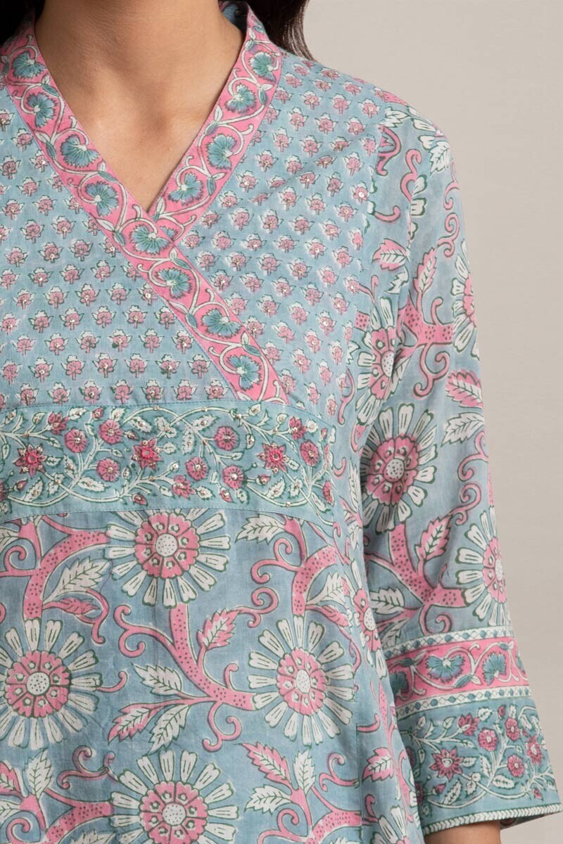 Nausheen Zeenat Kurta