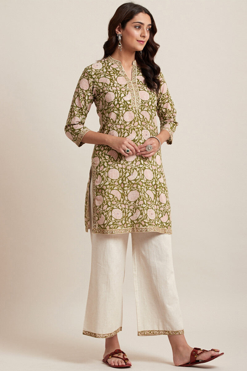 Nazm Farah Kurta