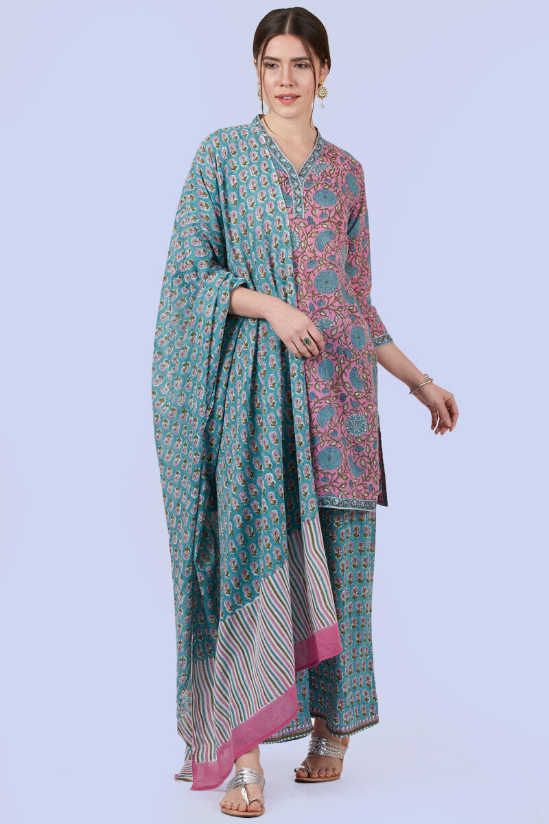 Nazm Mirza Kurta