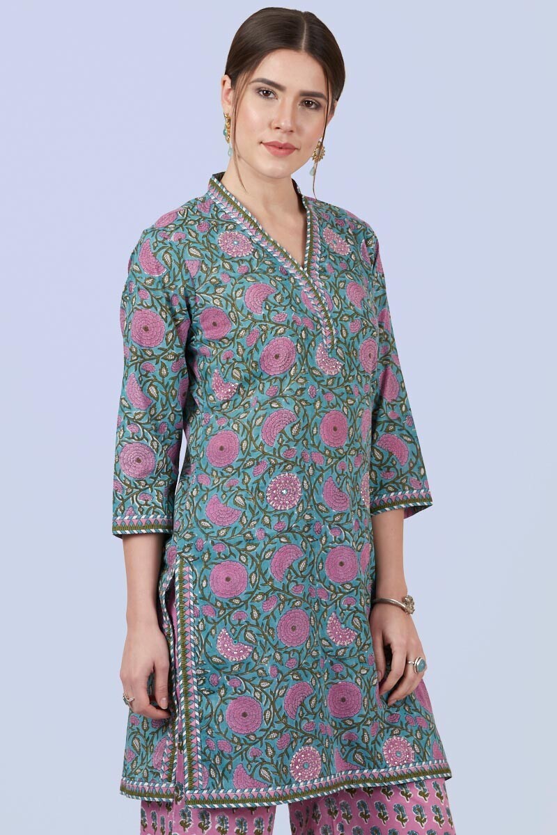 Nazm Ruhani Kurta