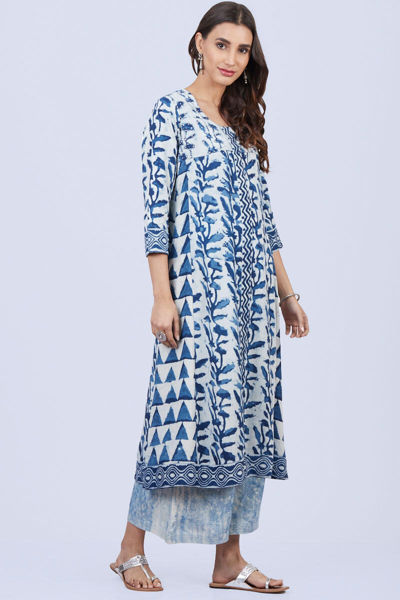 Nur Nikhat Kurta