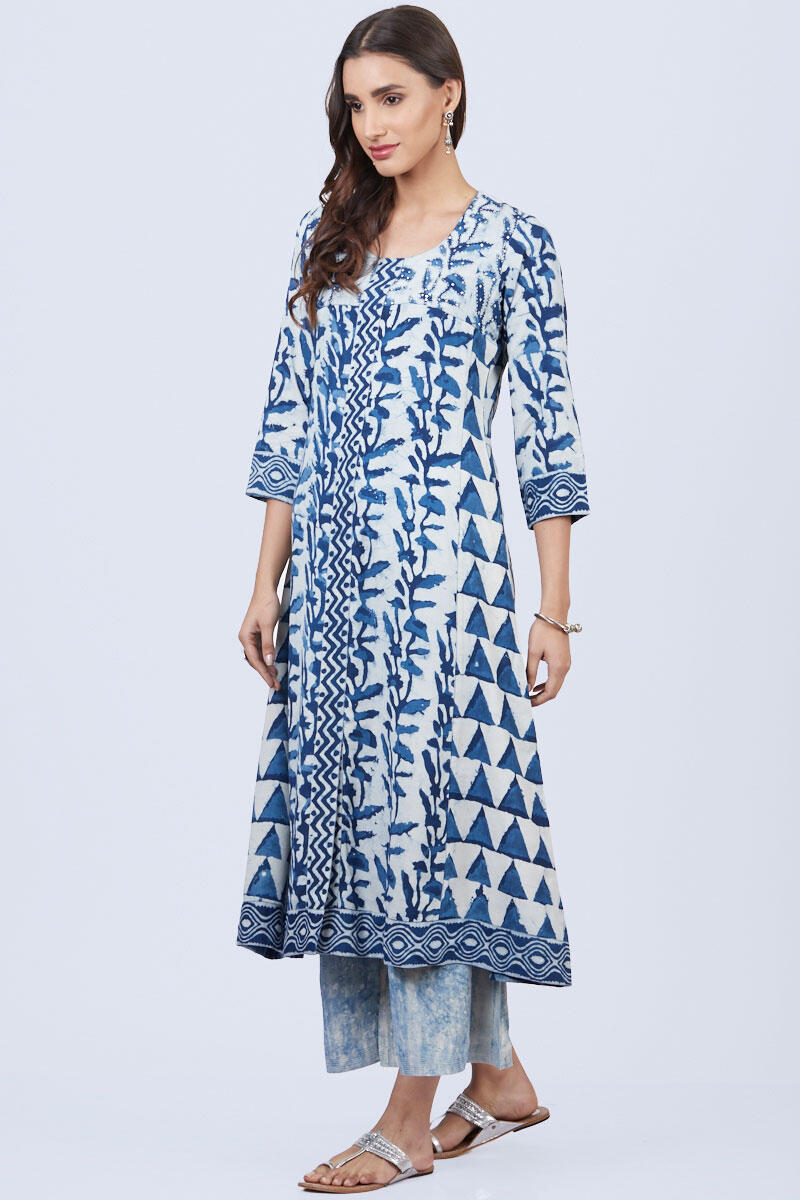 Nur Nikhat Kurta