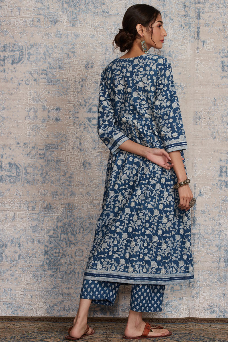 Nurtaj Farheena Kurta