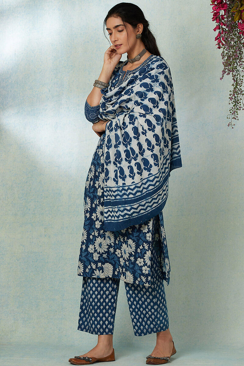 Nurtaj Rehmat Indigo Dupatta