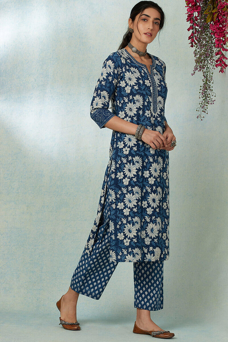 Nurtaj Rehmat Indigo Straight Farsi