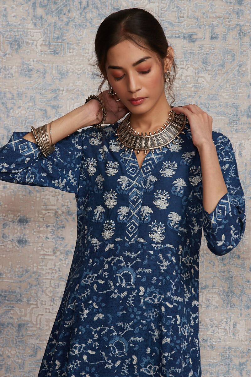 Nurtaj Zahida Kurta