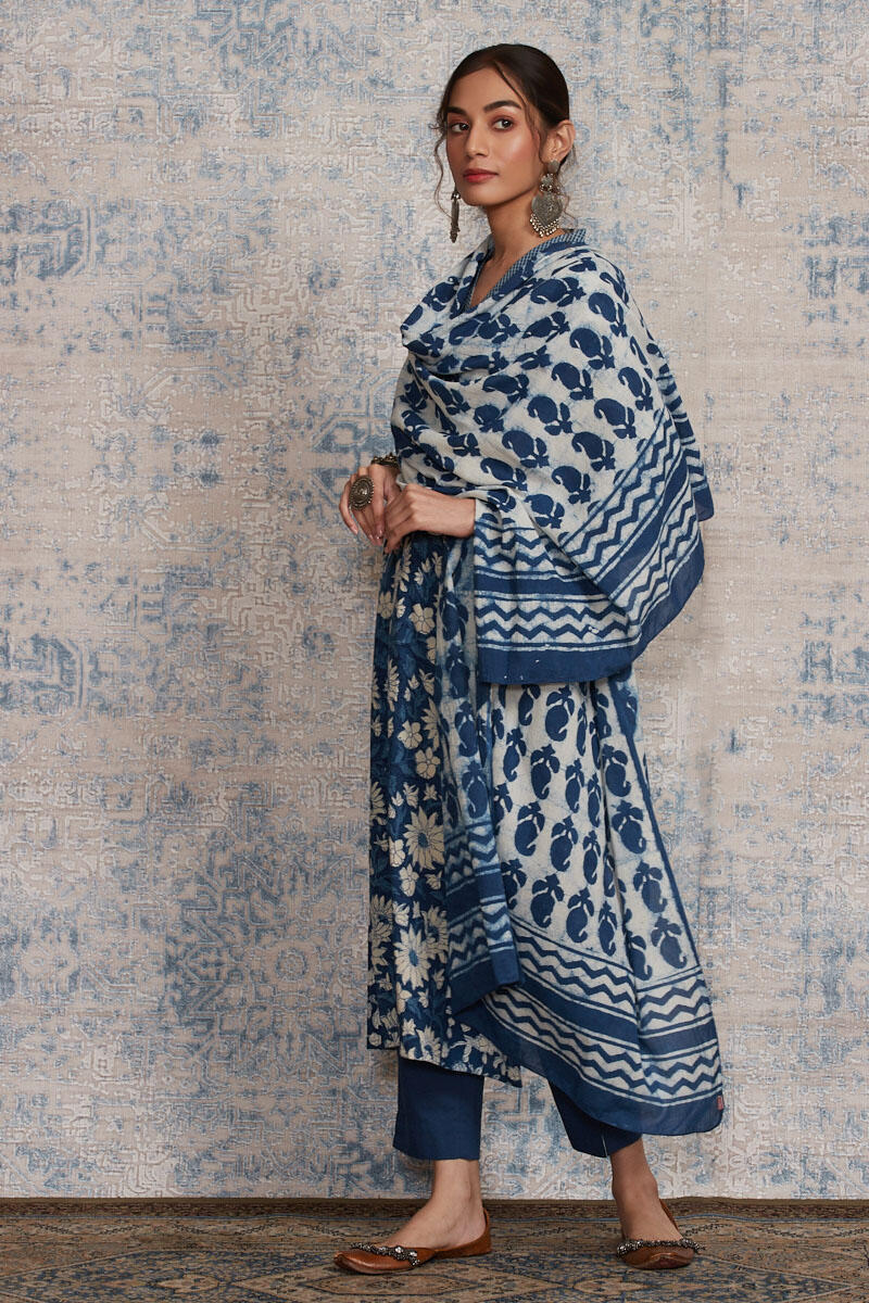 Nurtaj Zoya Kurta