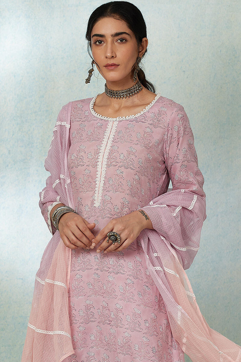 Nusrat Jahan Mahin Lace Dupatta