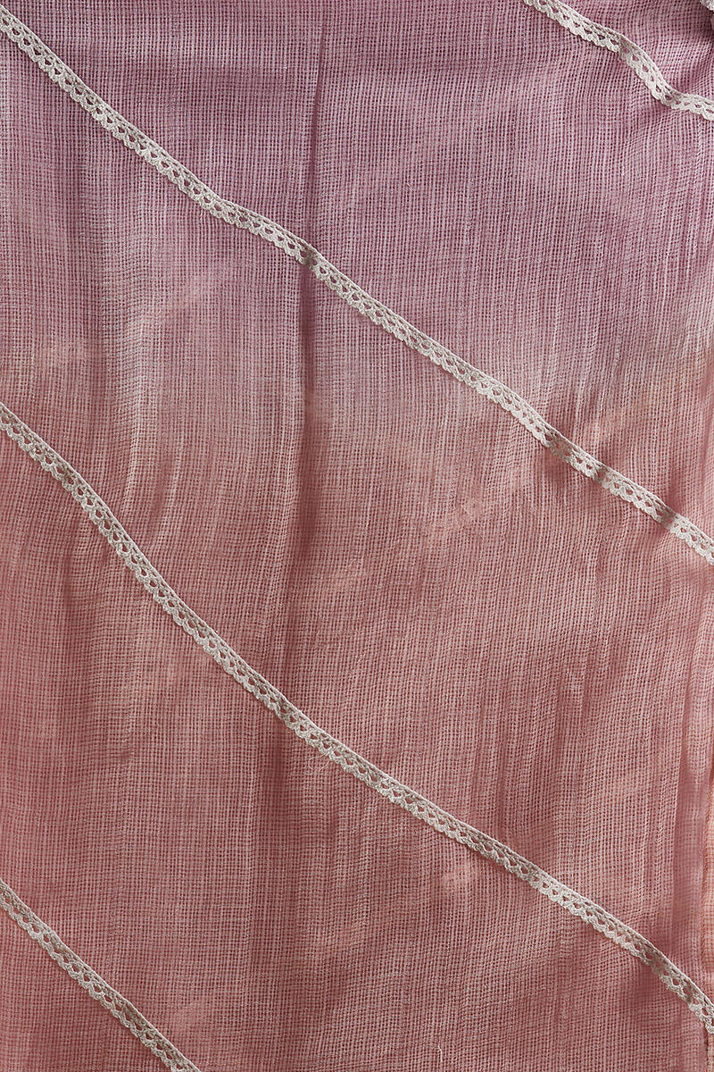 Nusrat Jahan Mahin Lace Dupatta