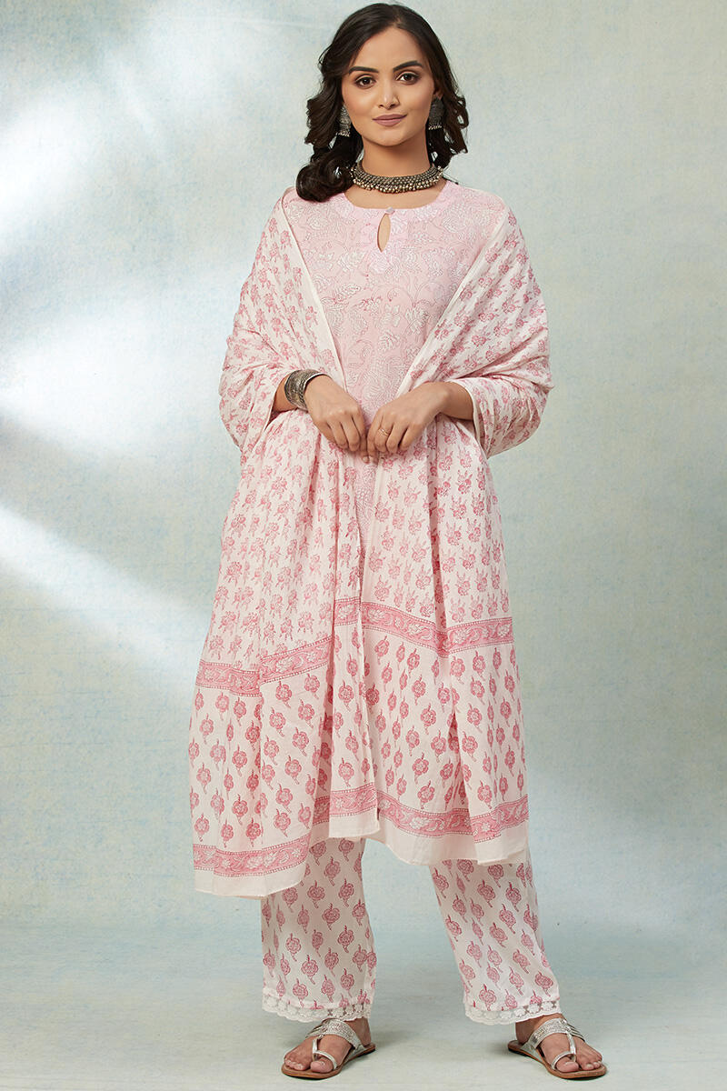 Nusrat Jahan Ruksana Dupatta