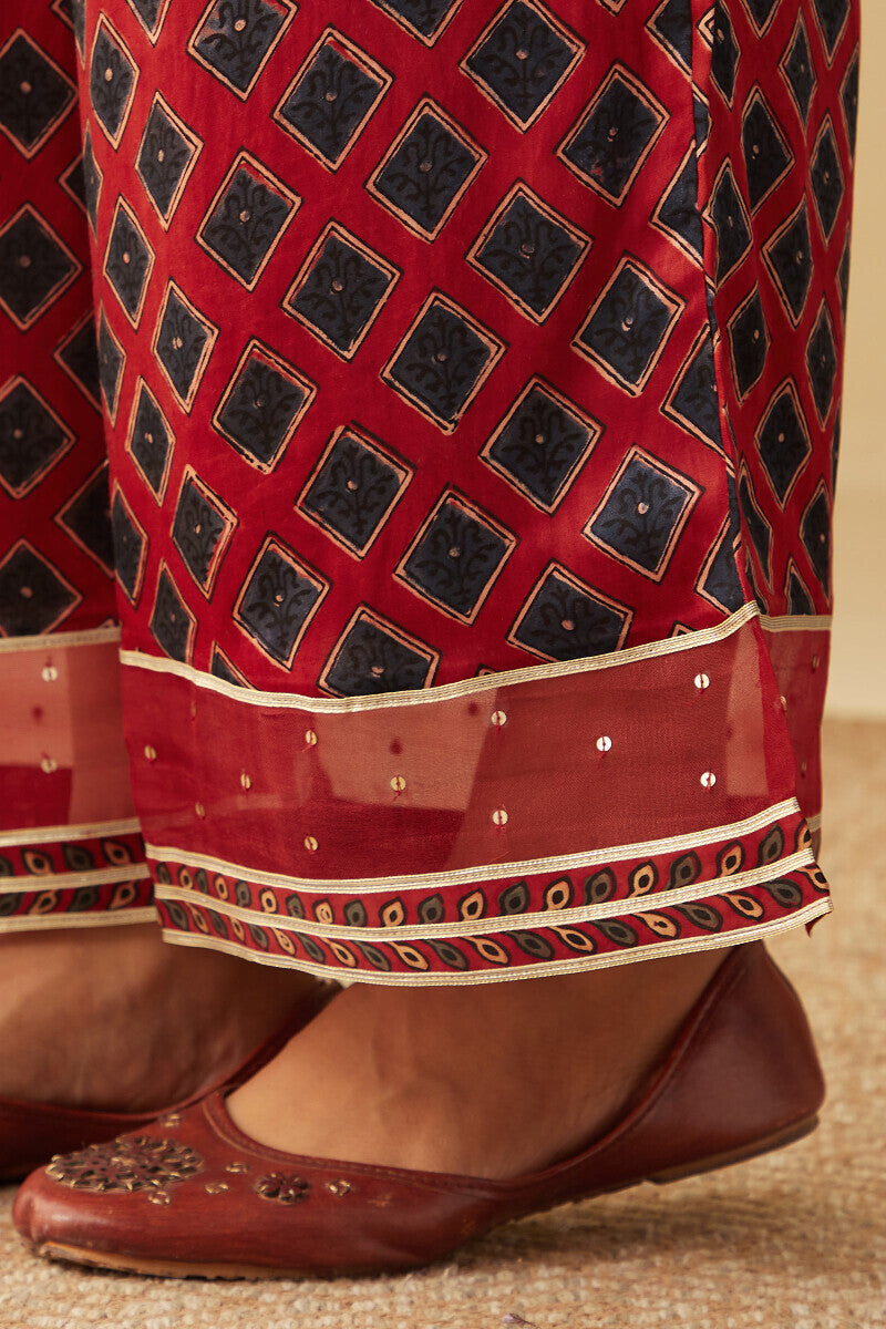 Mehrunissa Farah Red Farsi