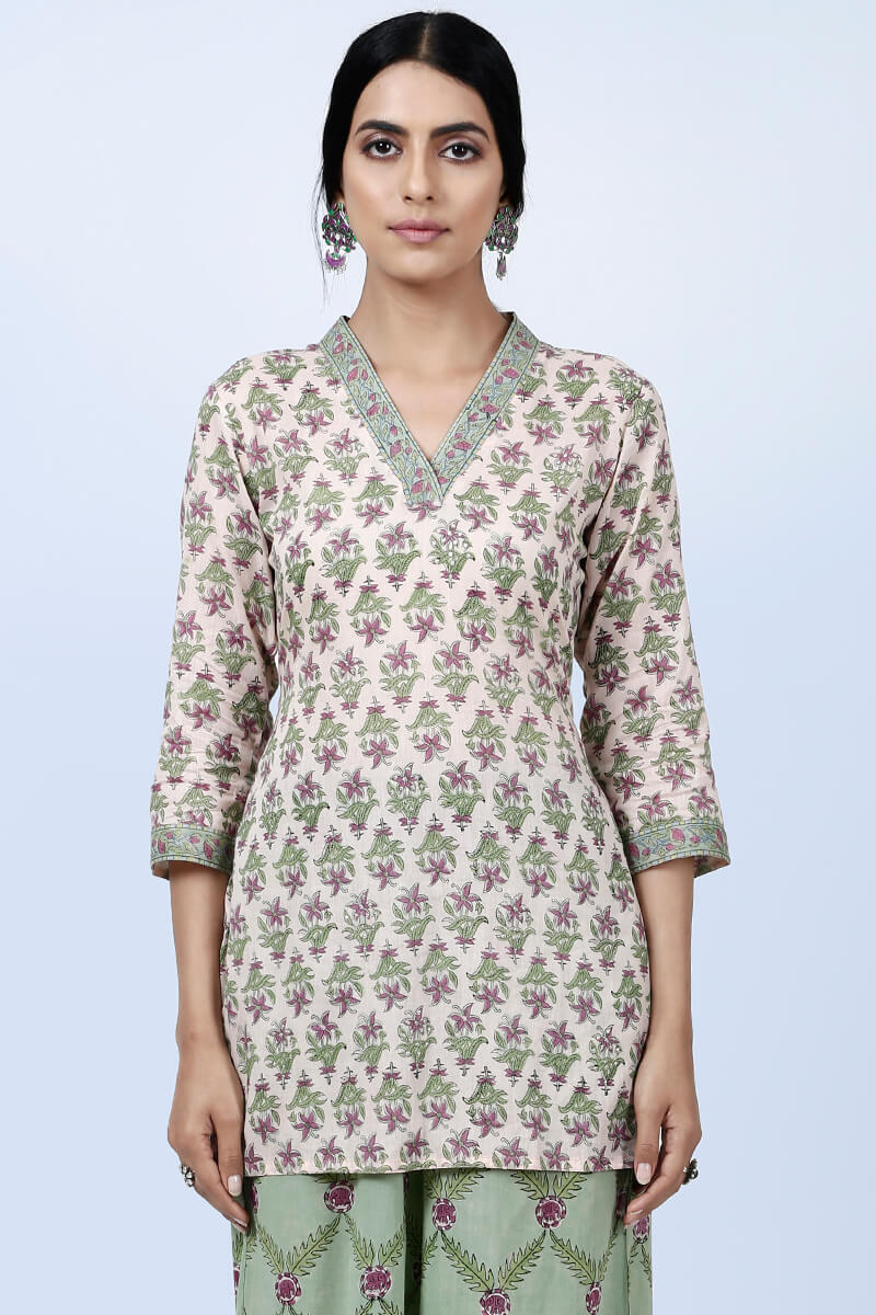 Peach miughal kurti