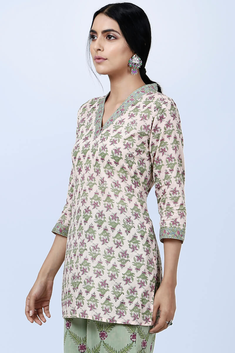 Peach miughal kurti