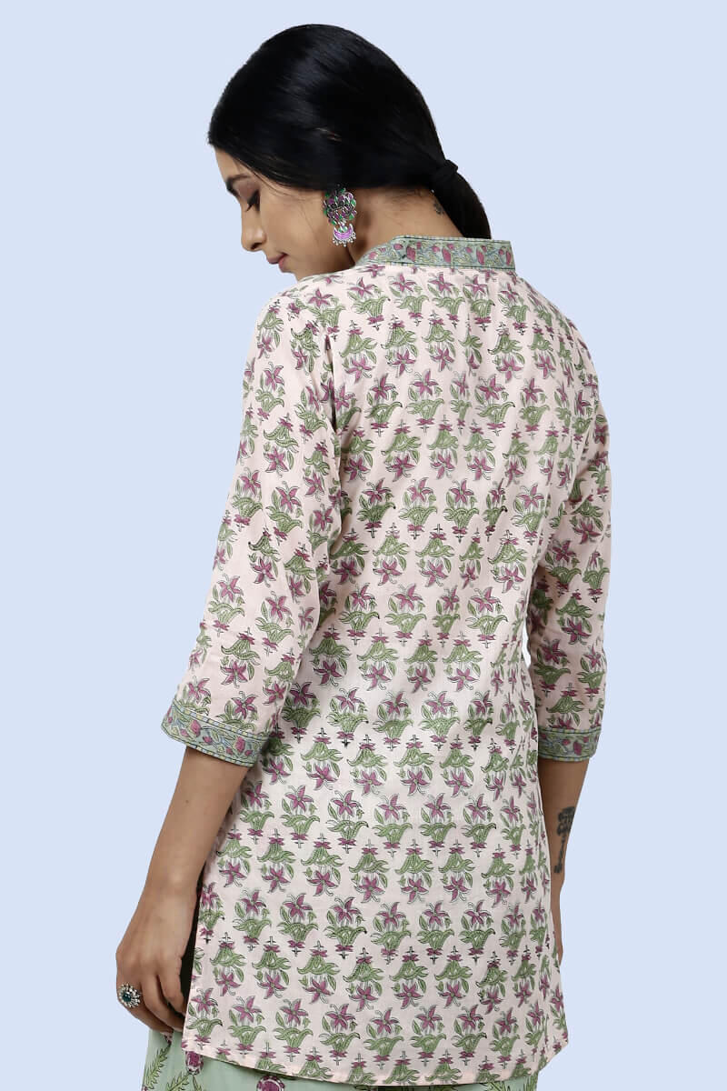 Peach miughal kurti