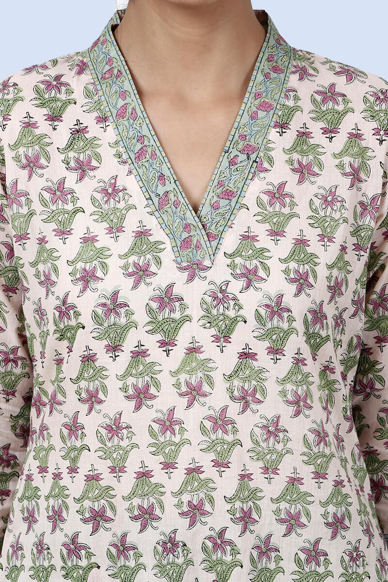 Peach miughal kurti