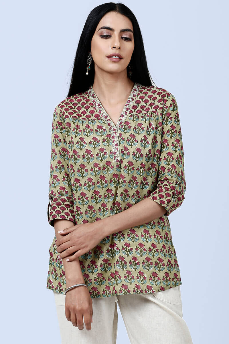 Red buti top