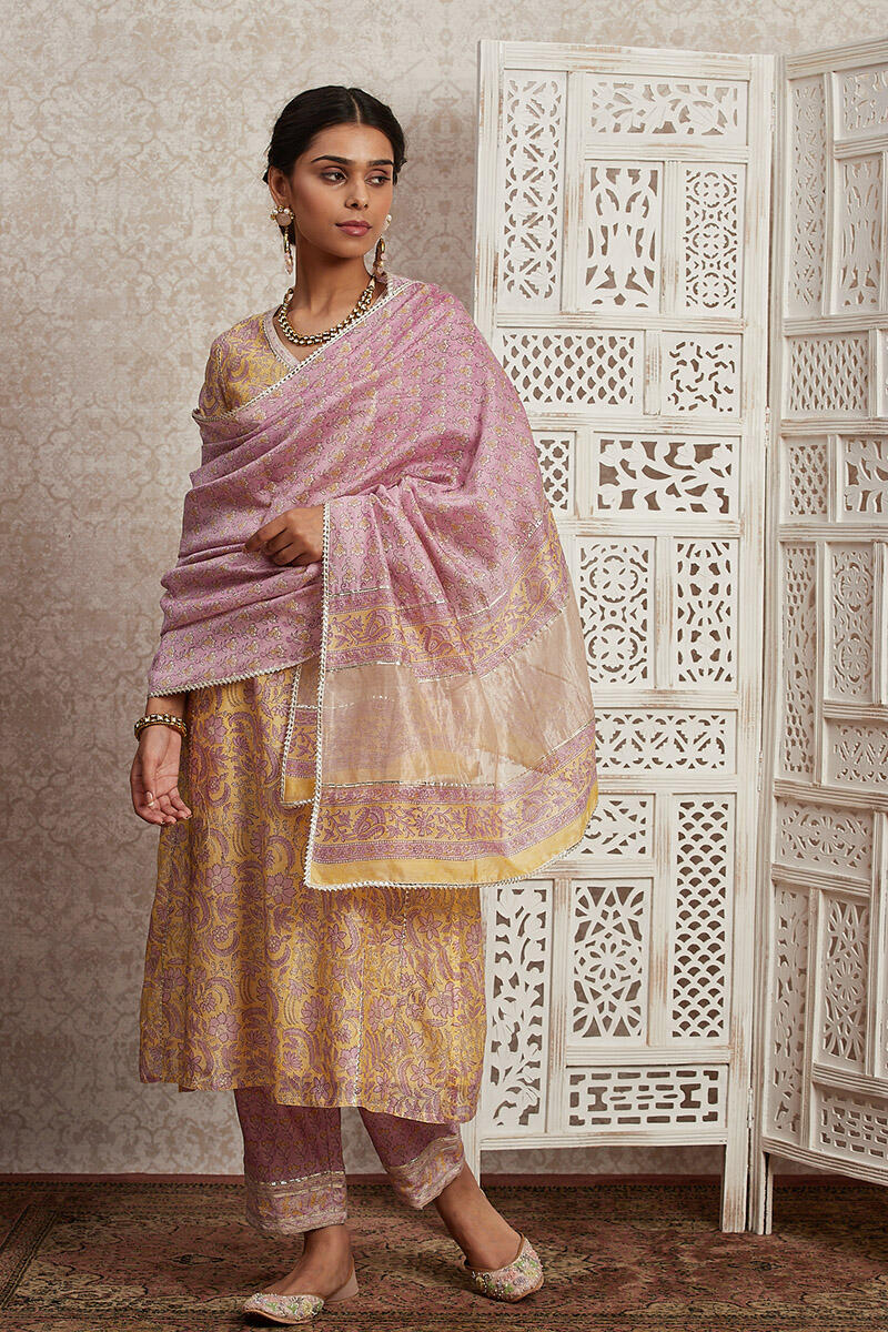 Parinaz Gulnar Chanderi Dupatta