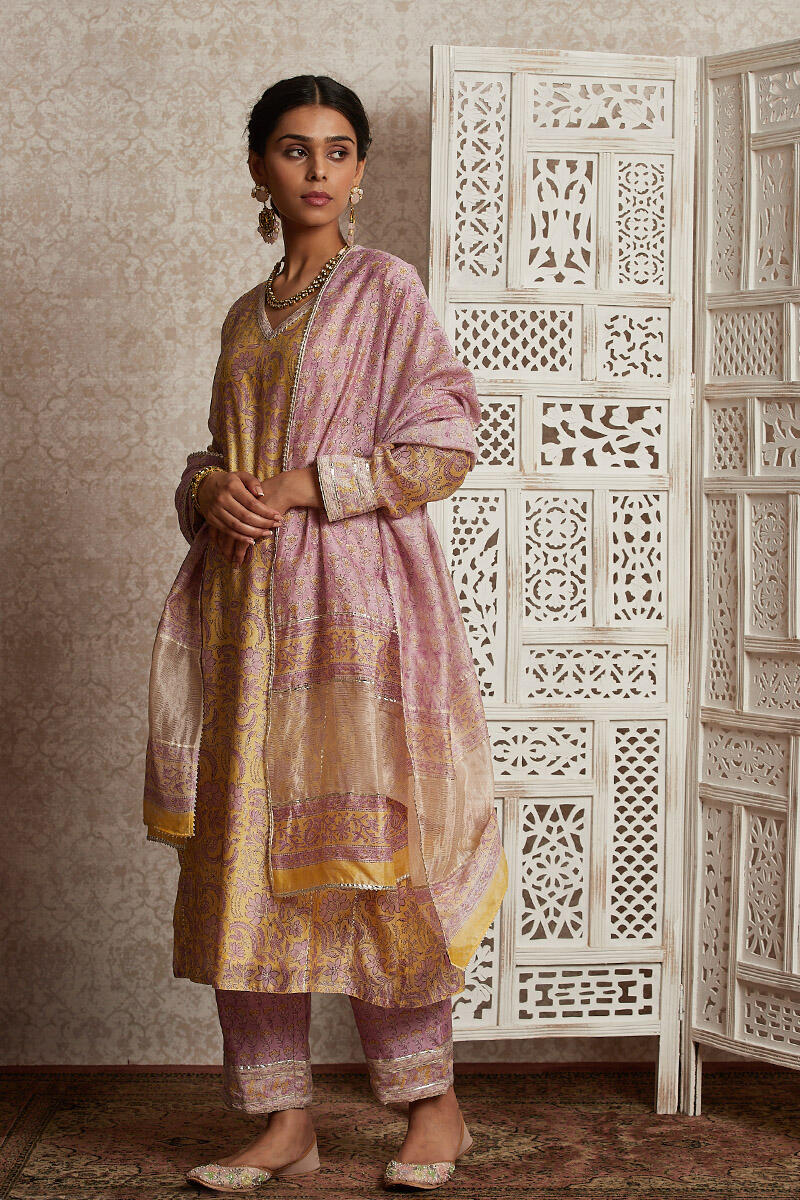 Parinaz Gulnar Chanderi Dupatta