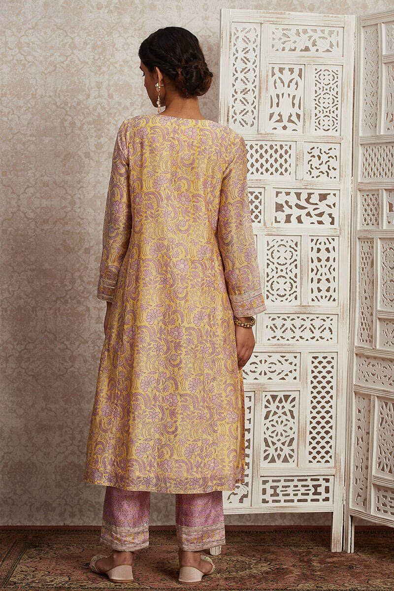 Parinaz Gulnar Chanderi Kurta