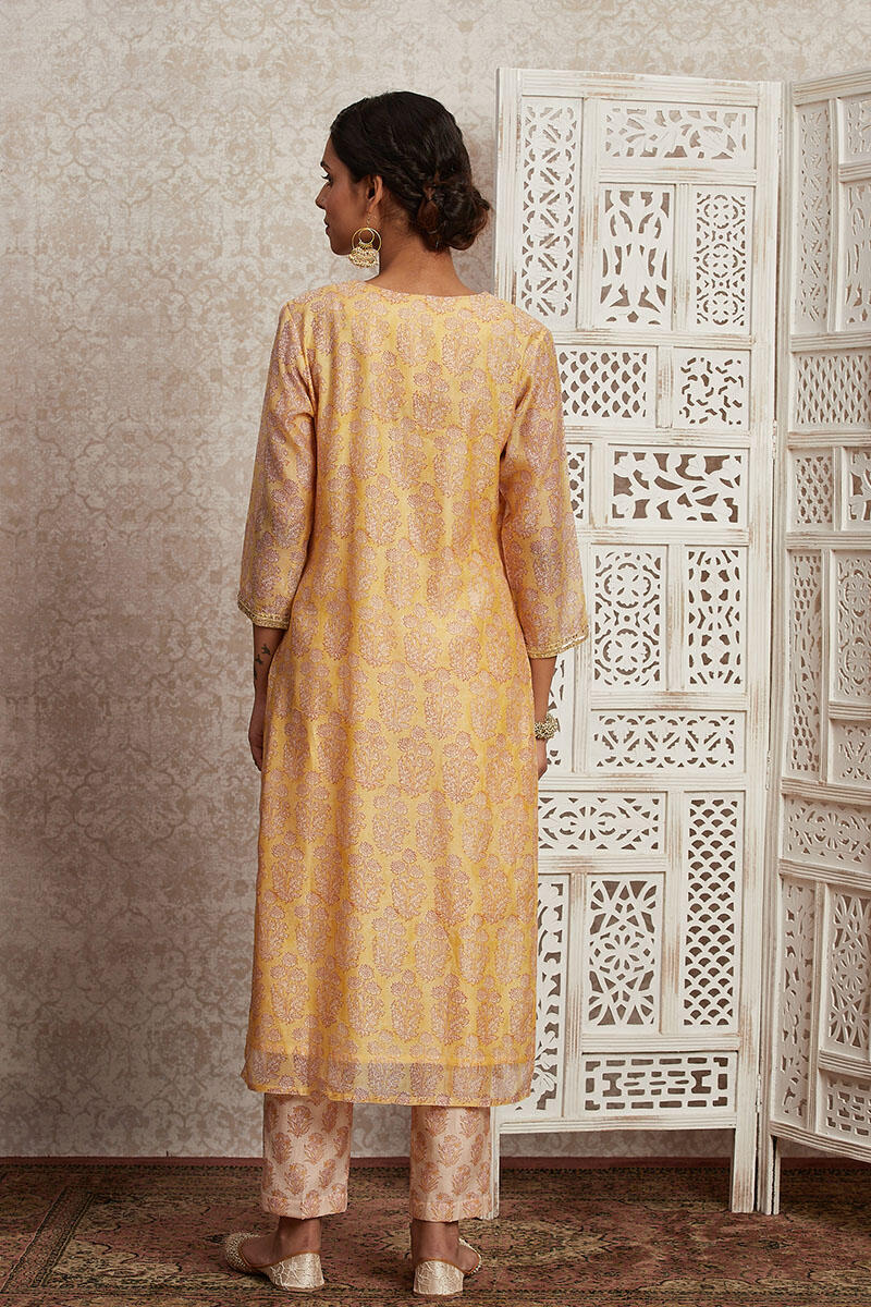 Parinaz Saira Chanderi Kurta