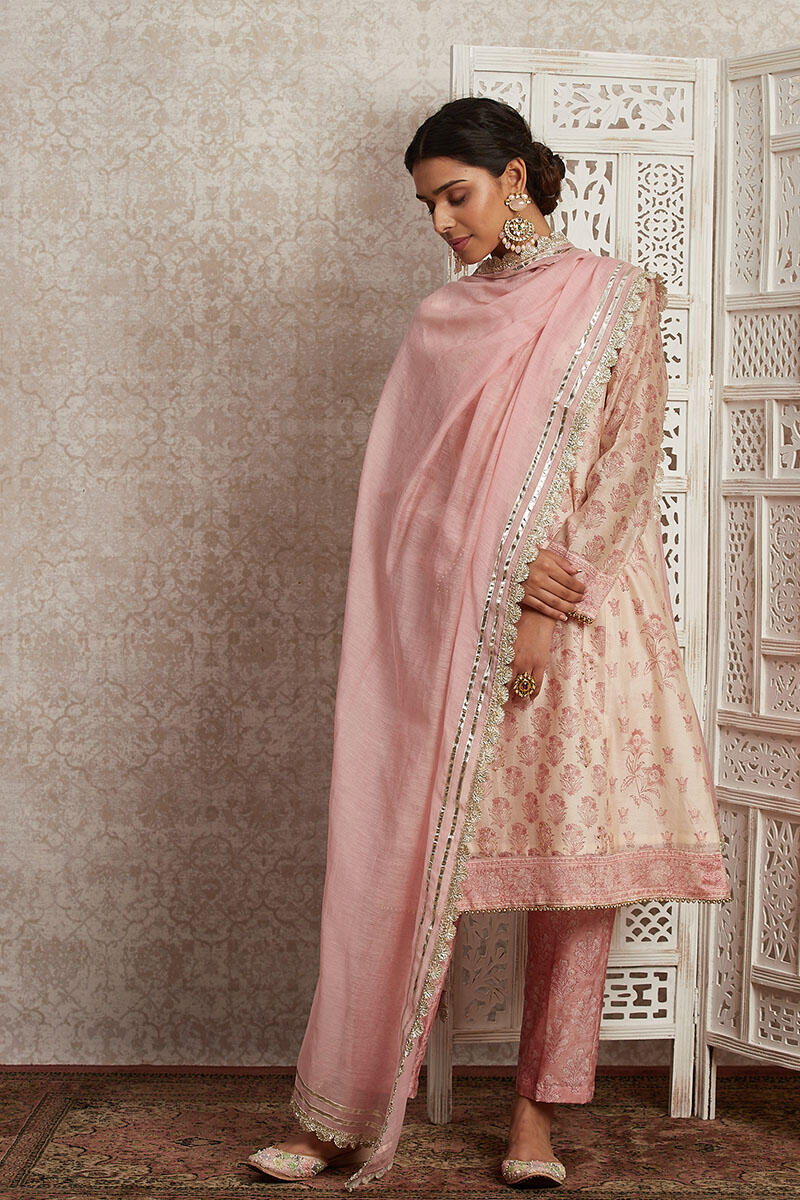Parinaz Zeenat Chanderi Kurta