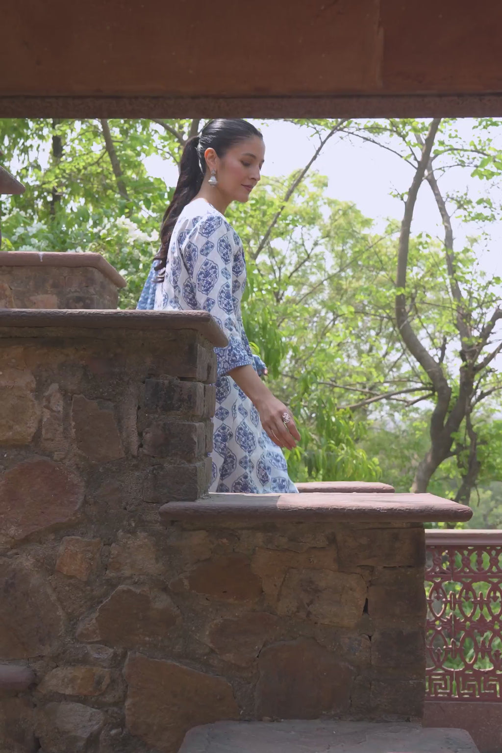 Neelofar Short medium Kurta