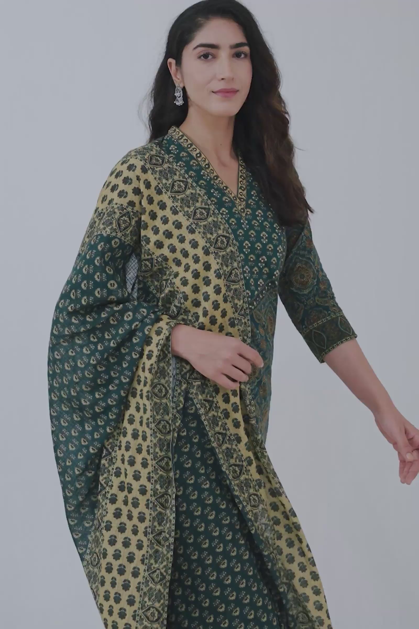 Rangrez Nazrina Kurta
