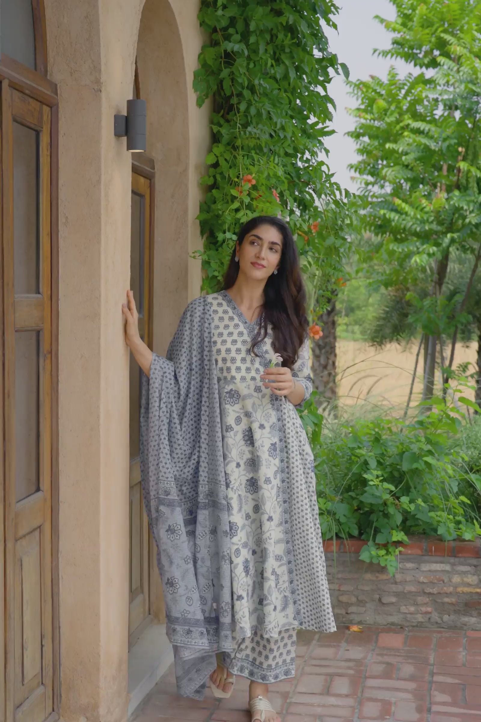 Surplus: Neelofar Fizah Sanganeri Kurta