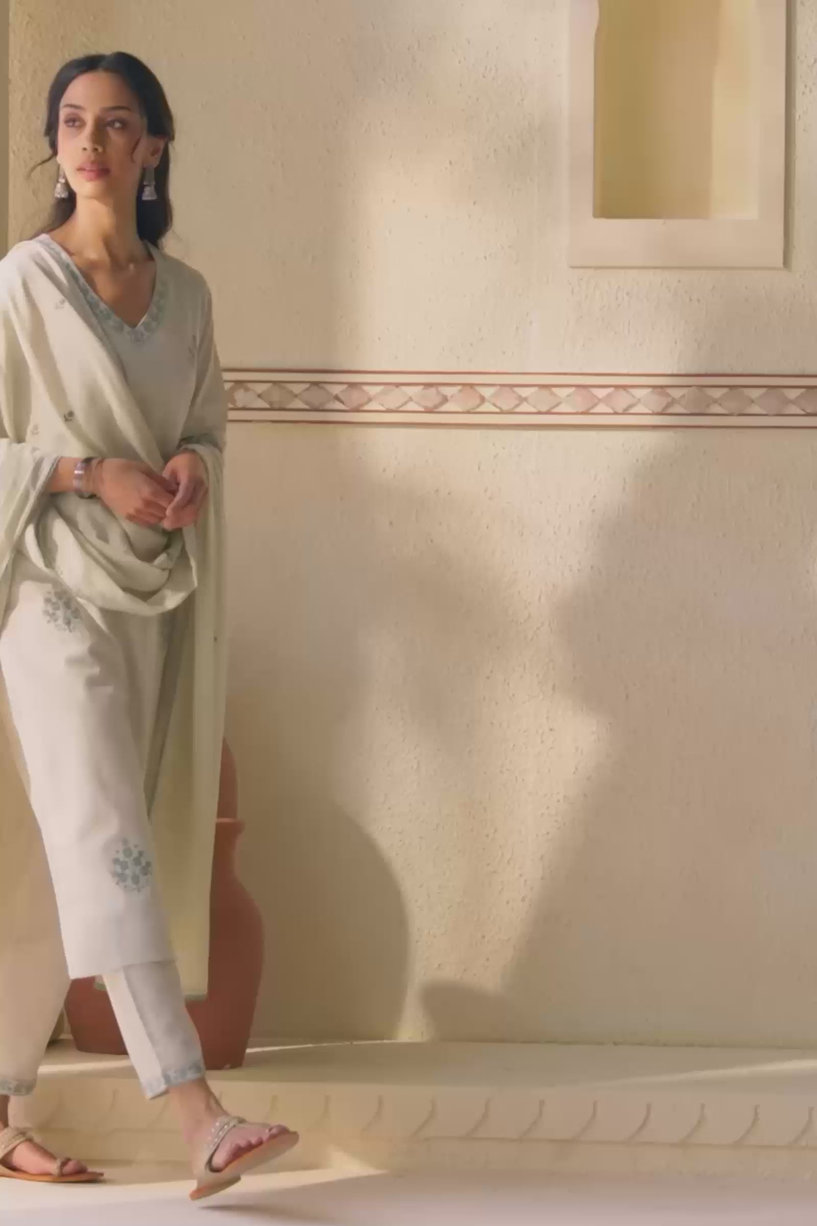 Mehraab Nargis Beige Kurta