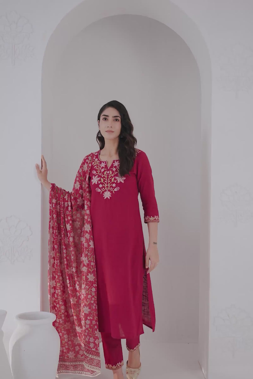 Surplus: Mehraab Shahida Kurta