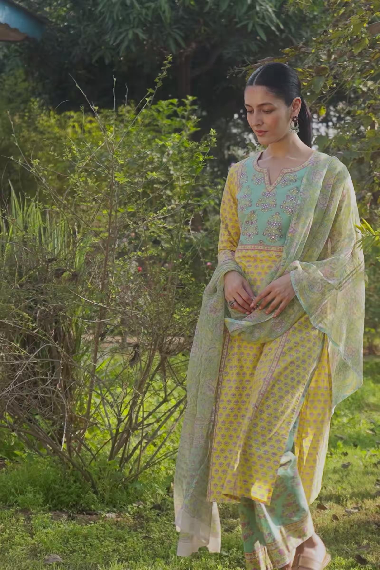 Rosheen Fizah Sanganeri Kurta