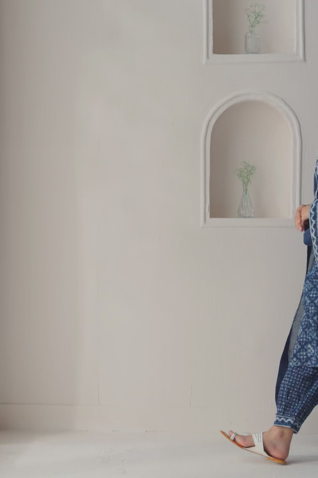 Sehra Nusrat Indigo Kurta