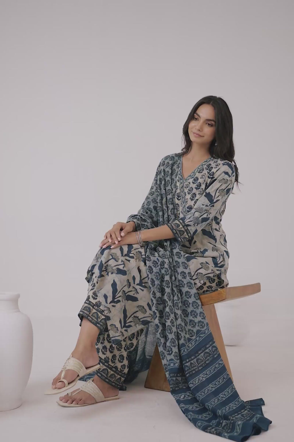 Sehra Ameena Akola Kurta