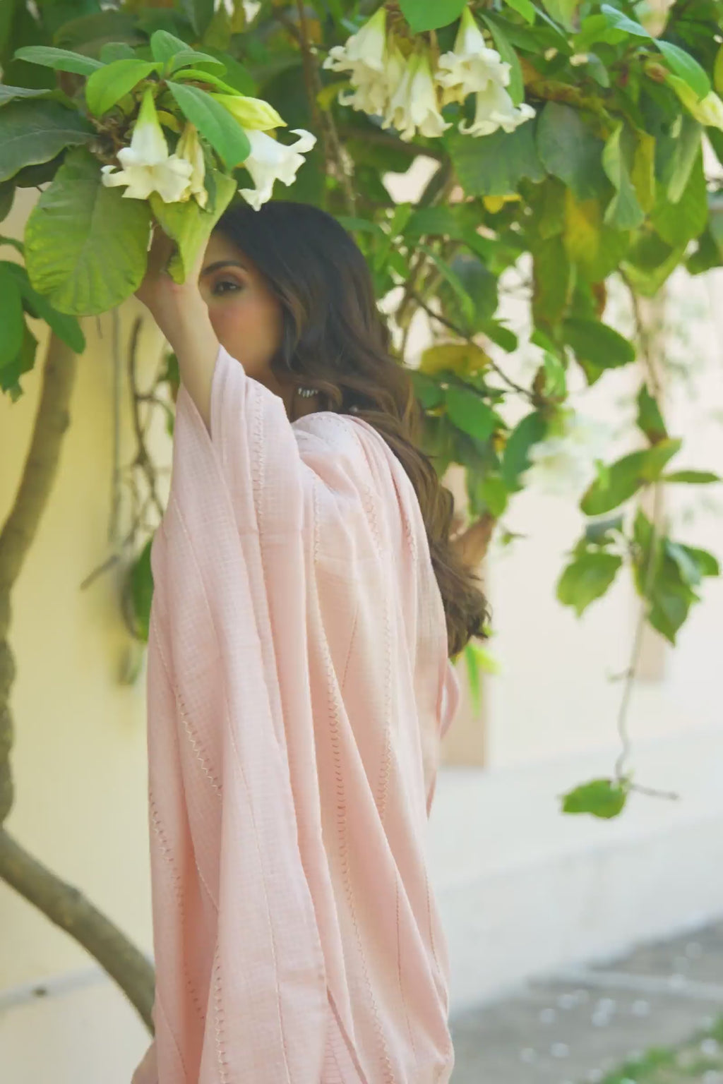 Kashida Kiara Pink Kurta