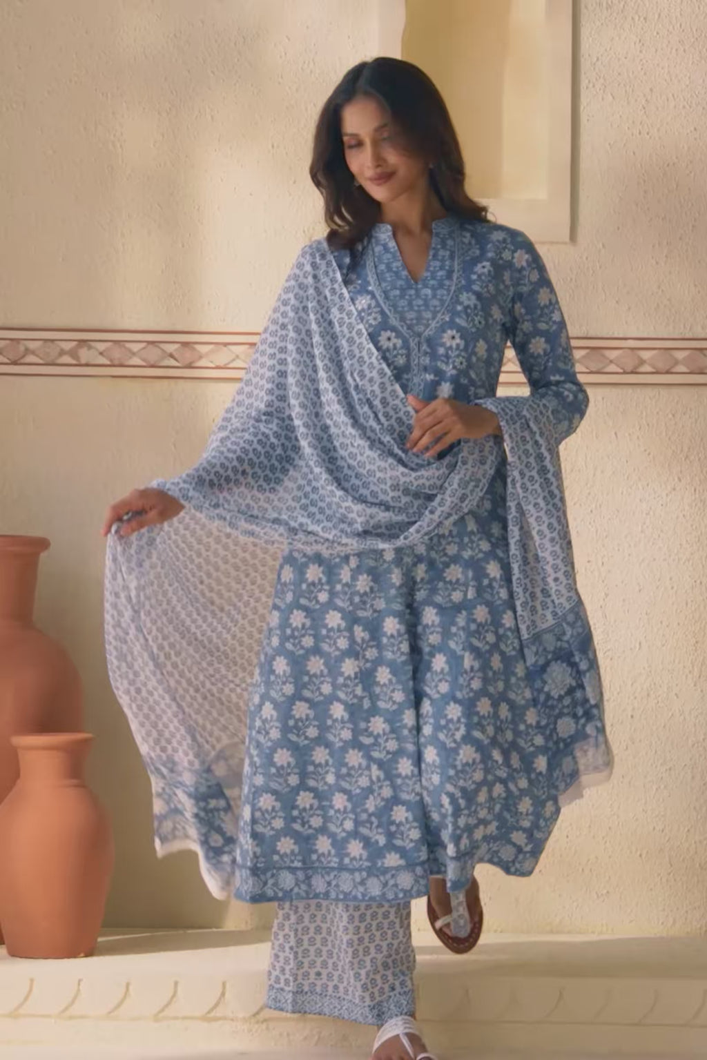 Neelofar Sahiba Sanganeri Kurta