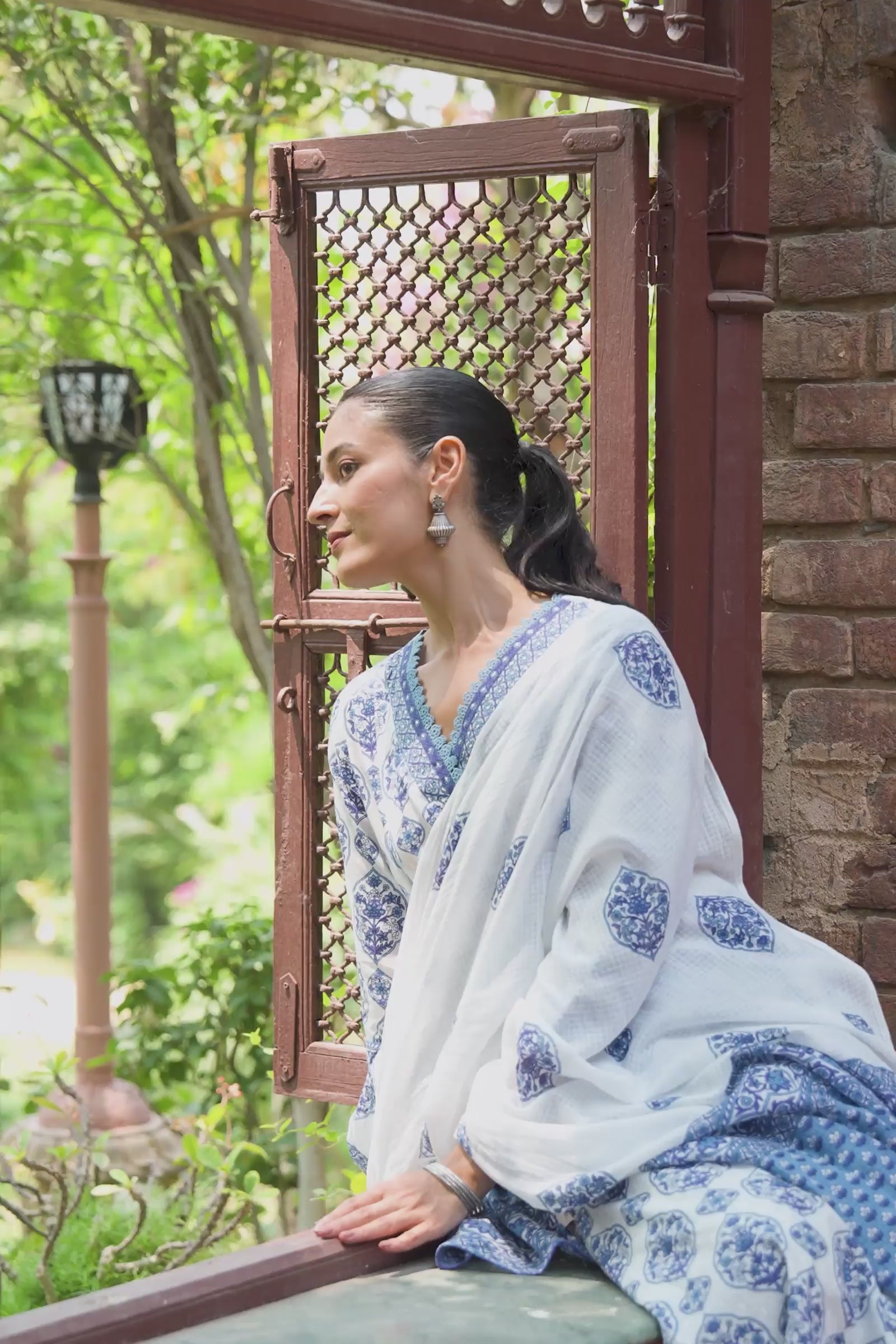 Neelofar  Sanganeri Kurta