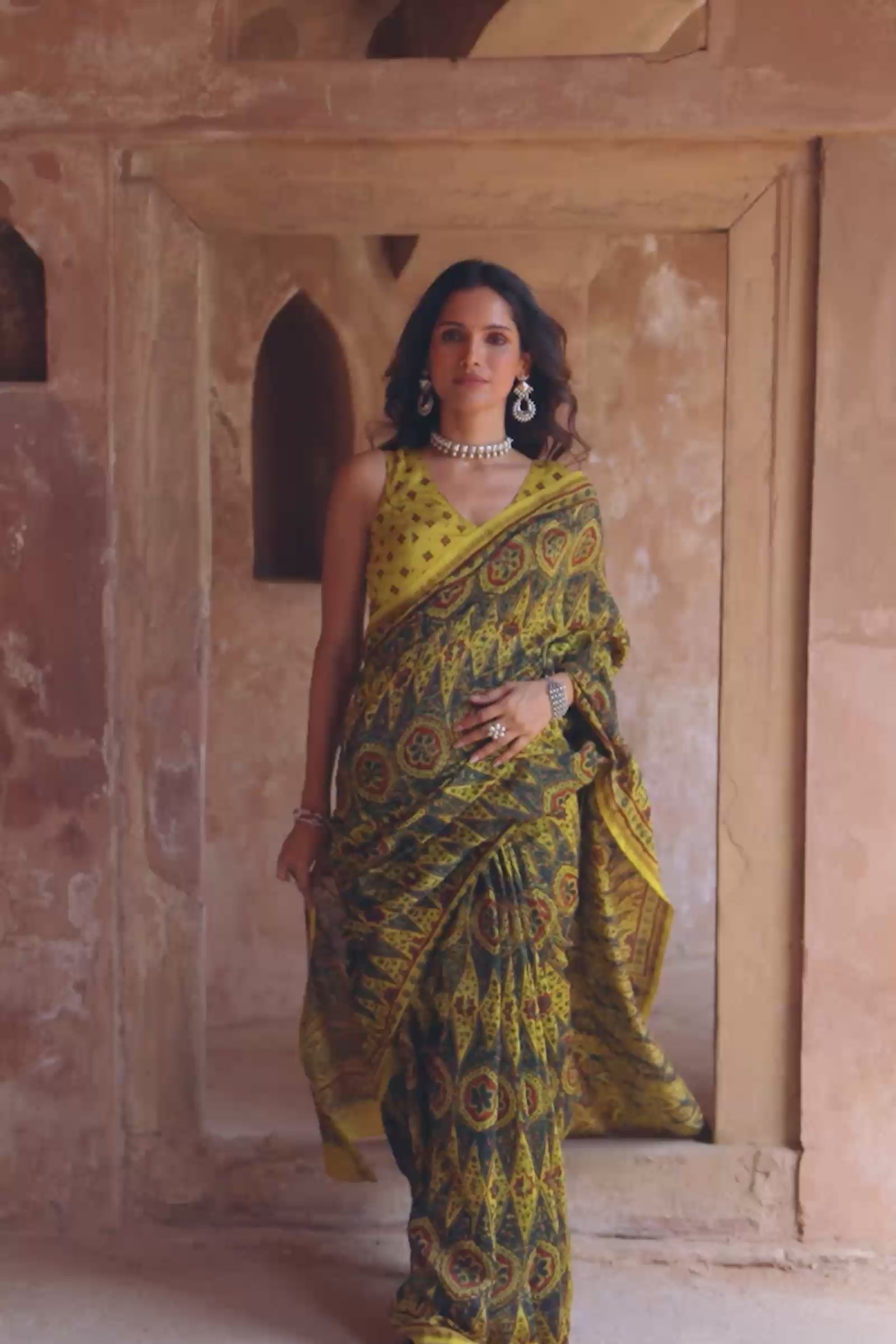 Sehra Gazal Ajrak Saree