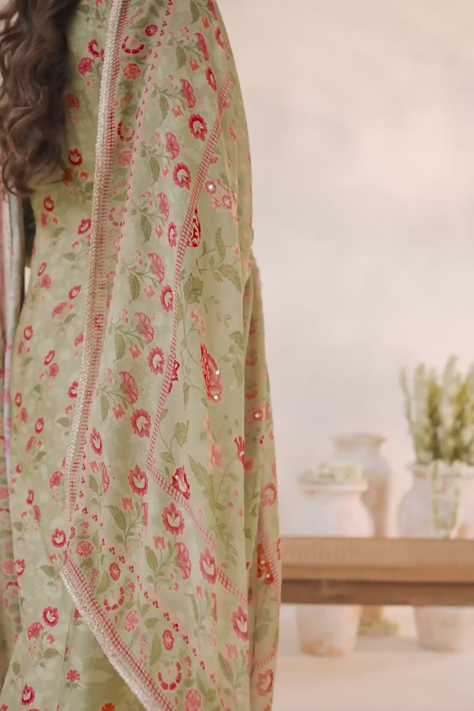 Surplus: Mehrunissa Ayesha Kurta