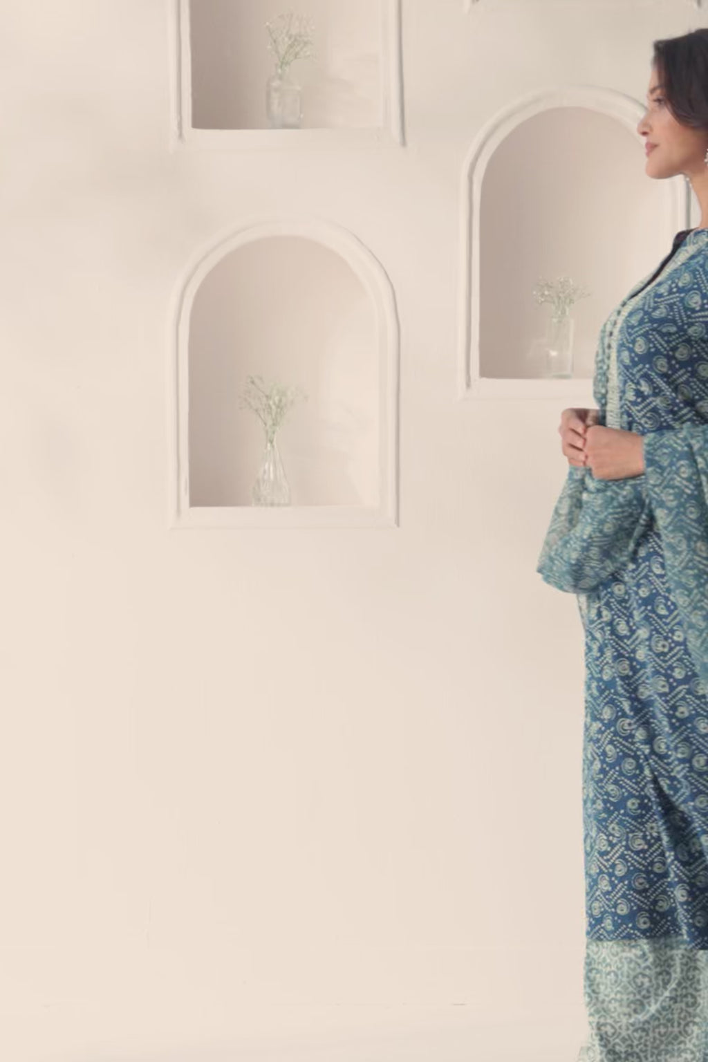 Sehra Rabani Akola Kurta