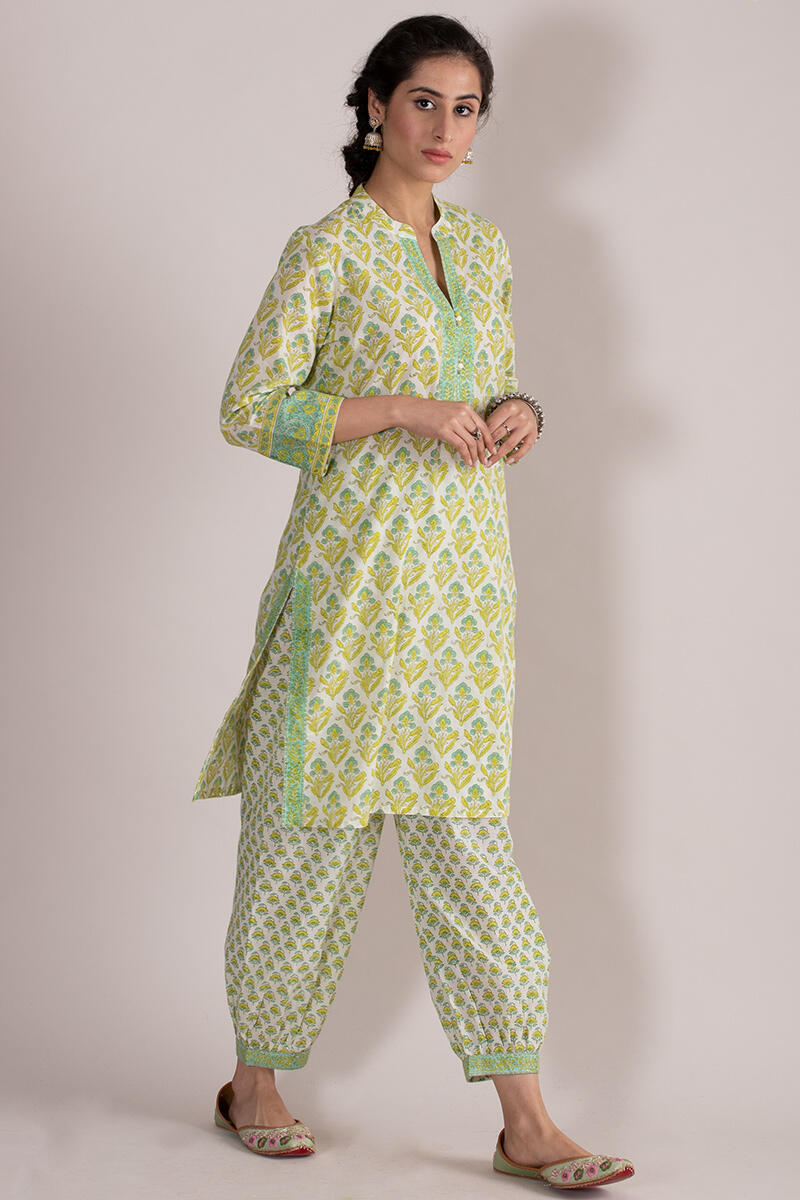 Roz Meher Gauhar Kurta