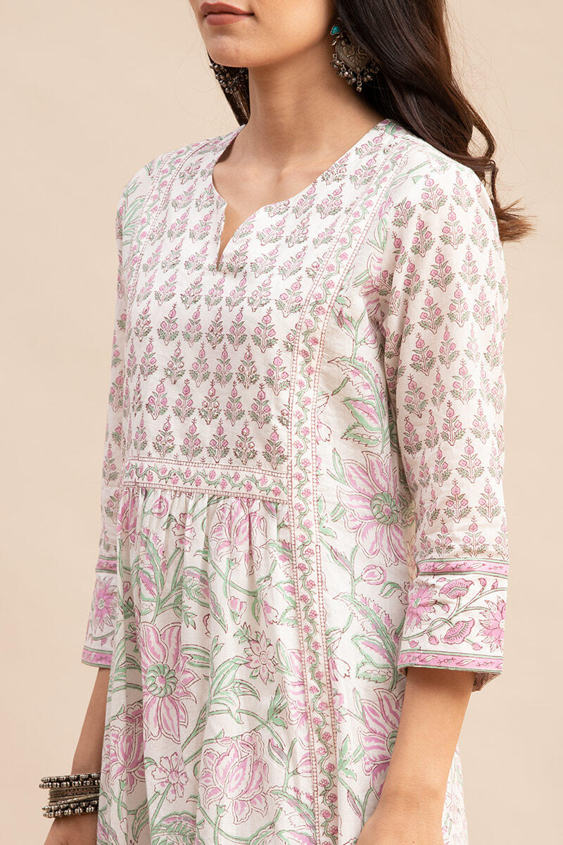 Roz Meher Rosana Kurta